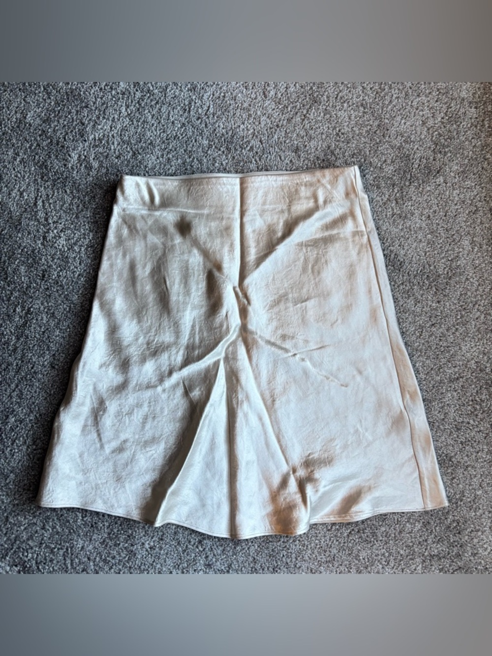 Aritzia Babaton Satin Skirt